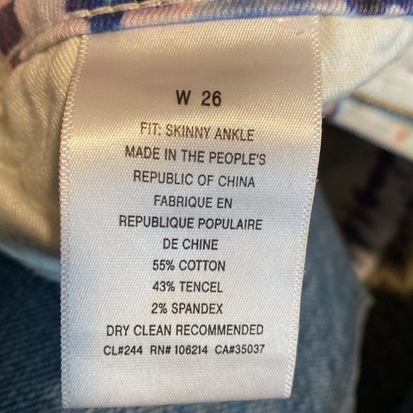 Joe’s Bleached Skinny Jeans - Picture 6 of 7